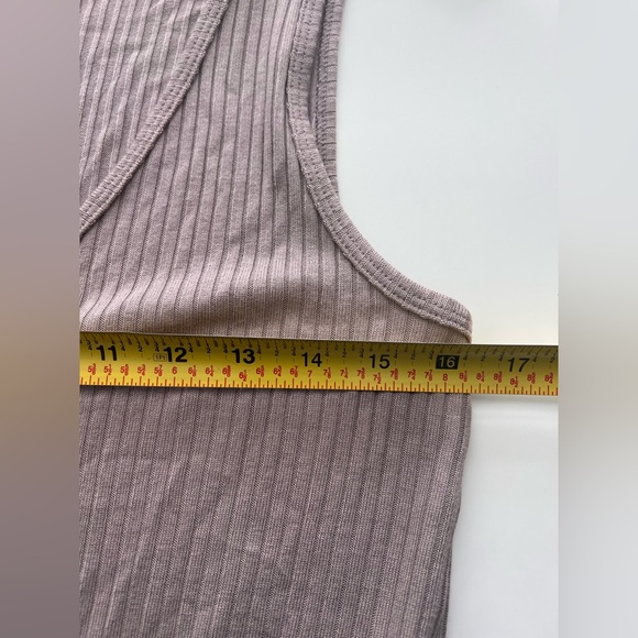 Beyond Yoga Jetsetter Ribbed V-Neck Jumpsuit Birch Color taupe wide leg M - Picture 8 of 9